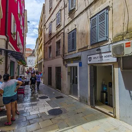 And Old Town Appartement